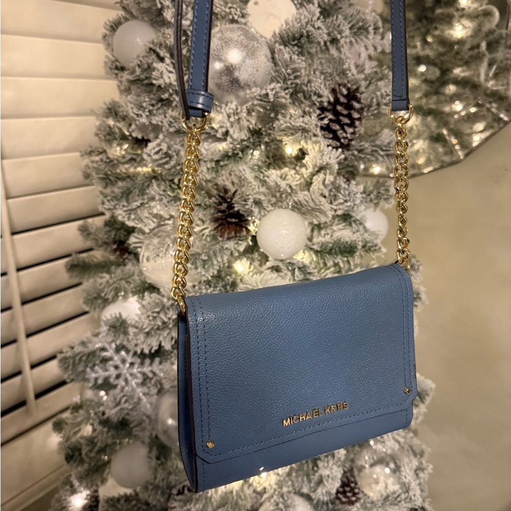 Michael Kors Elegant Blue Crossbody Bag